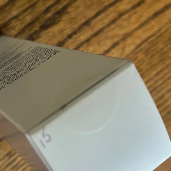 Neo Cleanse Gentle Cleanser - sealed box - Picture 3 of 3